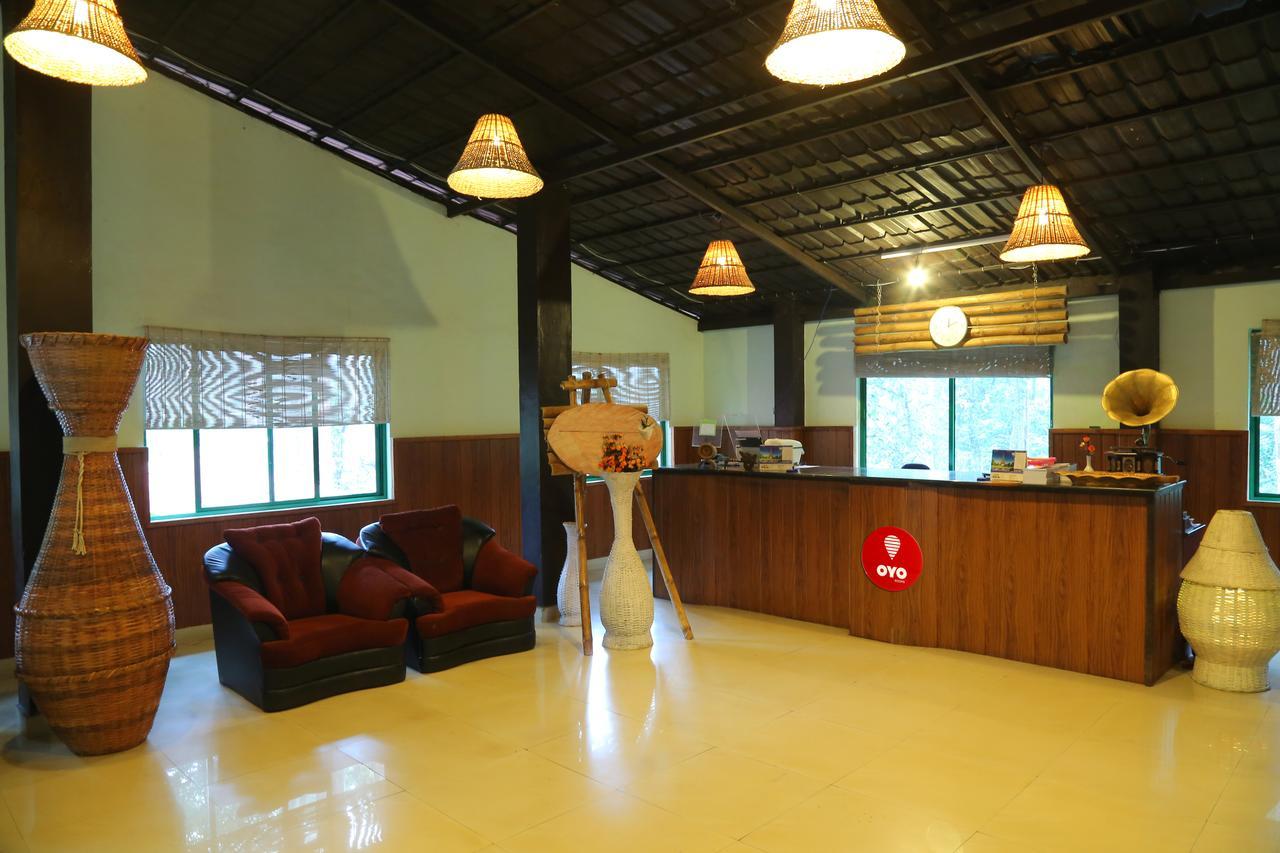 Oyo 4651 Woodpecker Resort Munnar Buitenkant foto