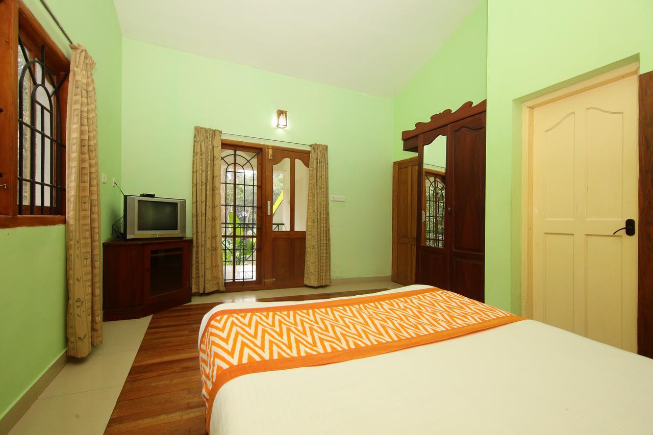 Oyo 4651 Woodpecker Resort Munnar Buitenkant foto