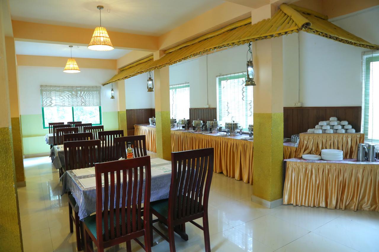 Oyo 4651 Woodpecker Resort Munnar Buitenkant foto