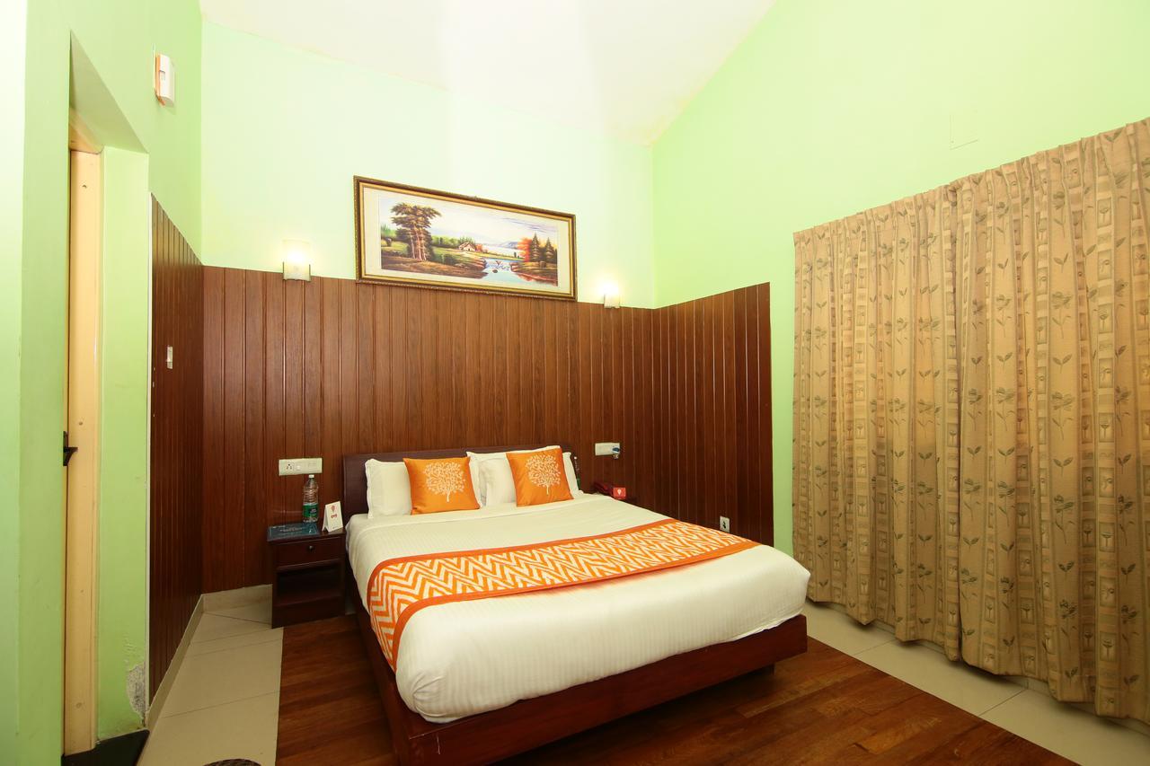 Oyo 4651 Woodpecker Resort Munnar Buitenkant foto
